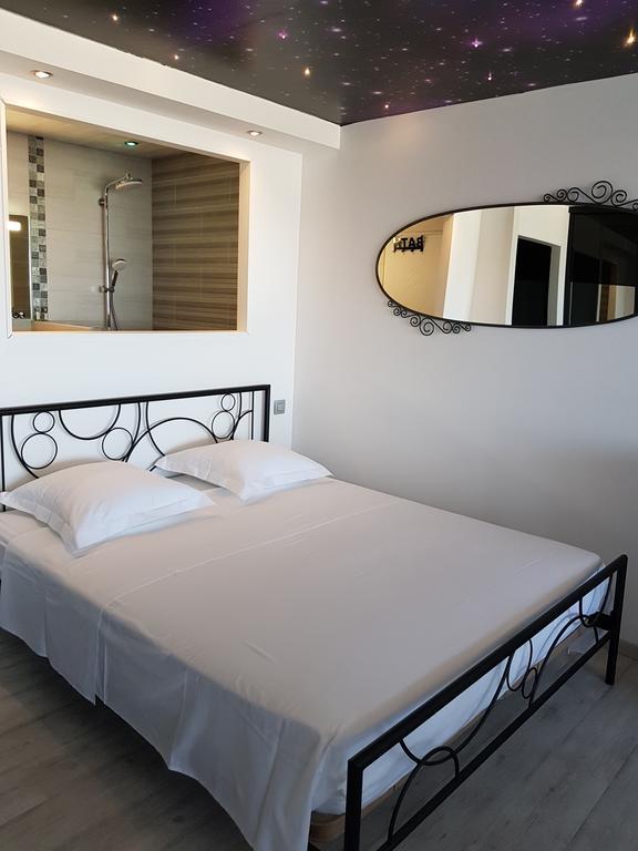 Studio Naturiste "Azur" Heliopolis C 64 آجد المظهر الخارجي الصورة